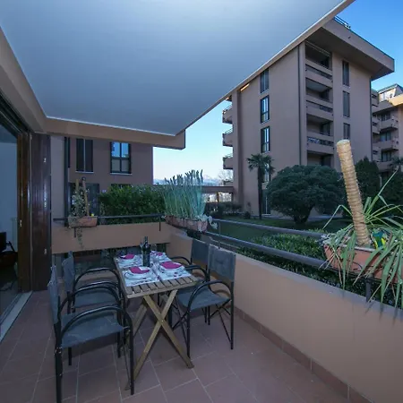 Lilla Apartment *